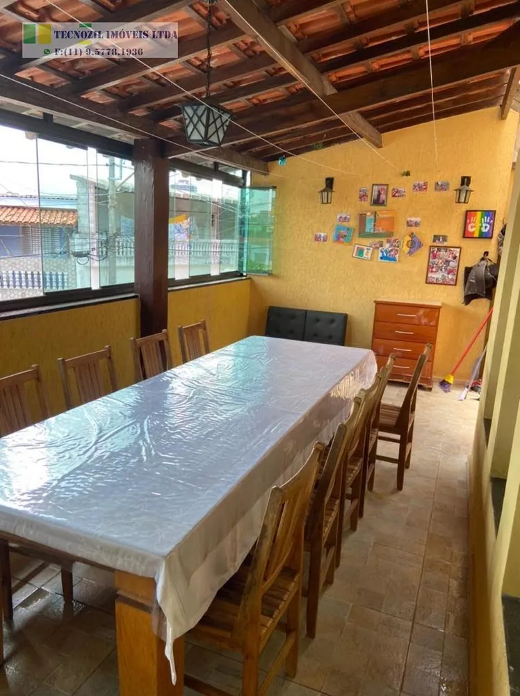Sobrado, 3 quartos, 212 m² - Foto 3