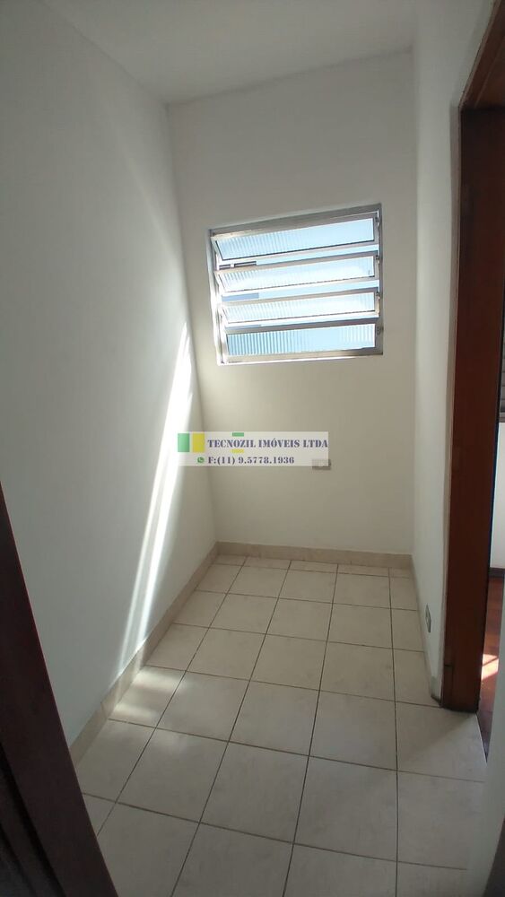 Sobrado, 3 quartos, 438 m² - Foto 1