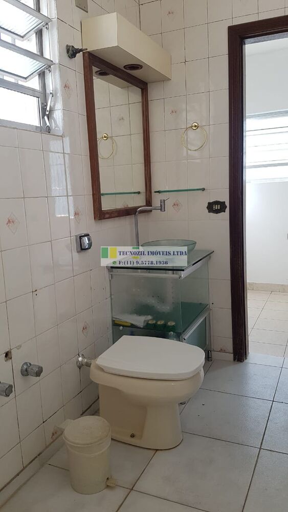 Sobrado, 3 quartos, 438 m² - Foto 2