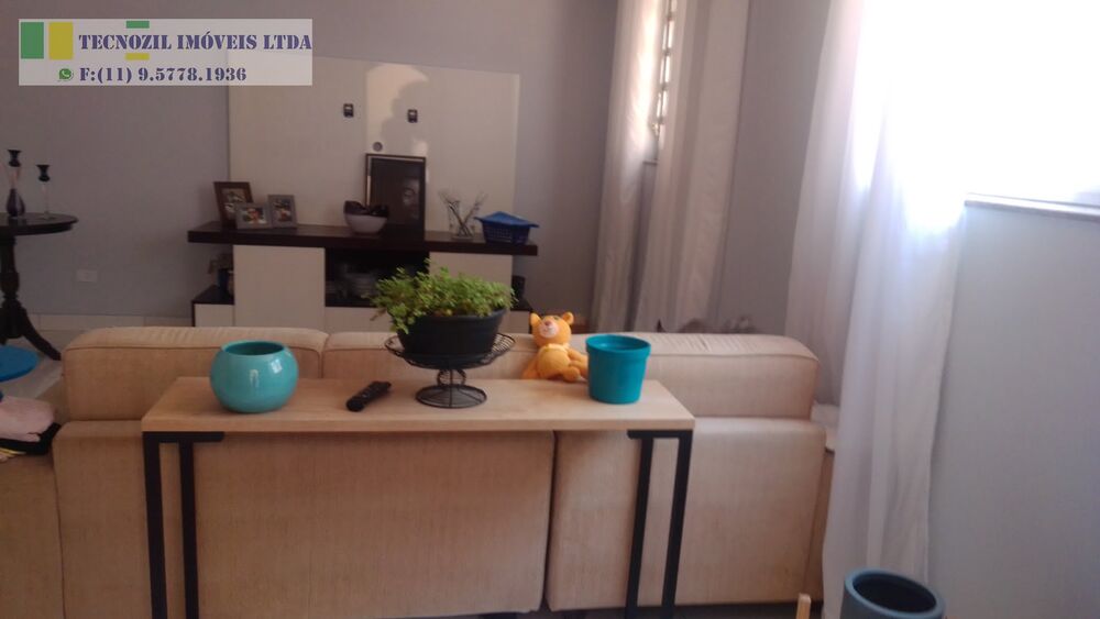 Sobrado, 3 quartos, 218 m² - Foto 2