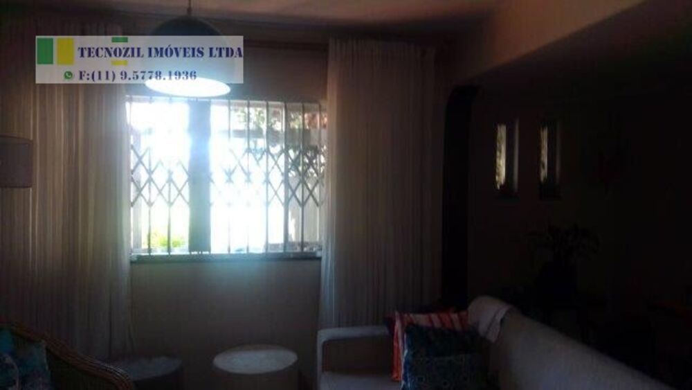 Sobrado, 3 quartos, 218 m² - Foto 1