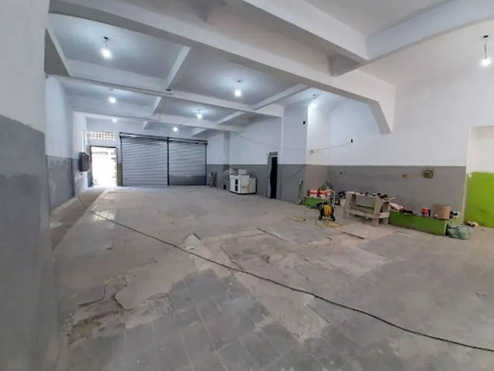 Loja-Salão, 200 m² - Foto 3