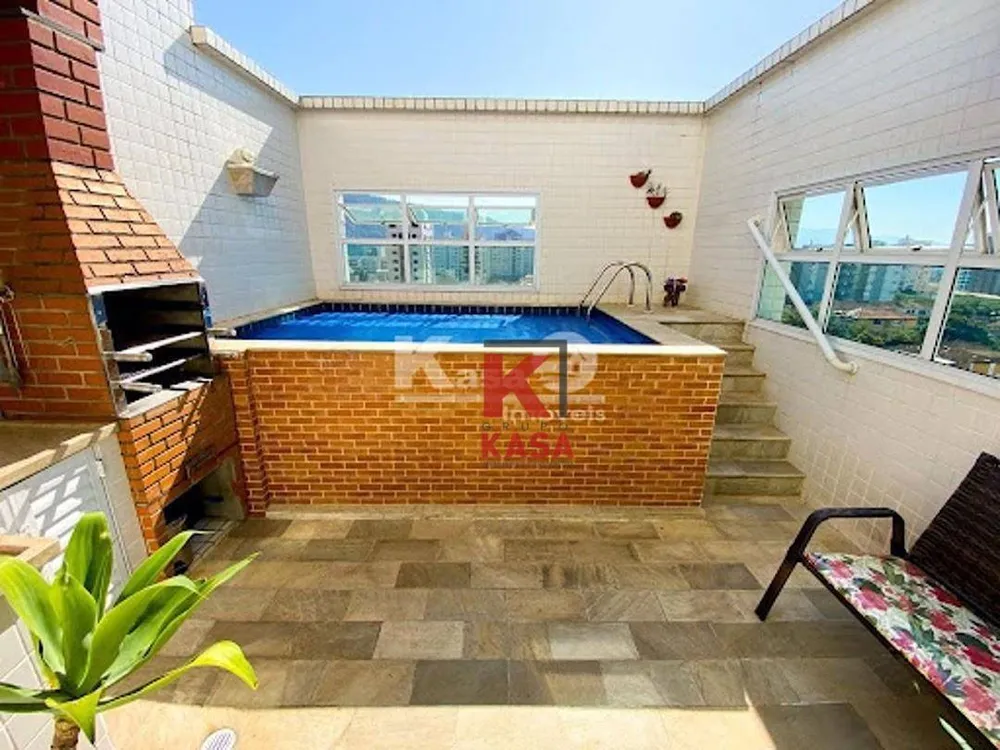 Cobertura, 3 quartos, 208 m² - Foto 2