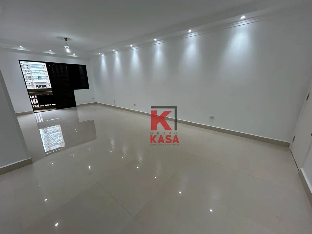 Apartamento, 3 quartos, 130 m² - Foto 1