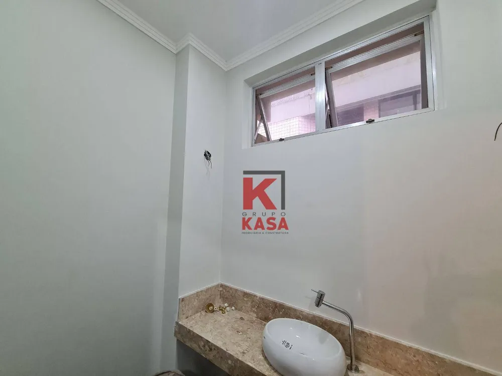 Casa, 3 quartos, 212 m² - Foto 2