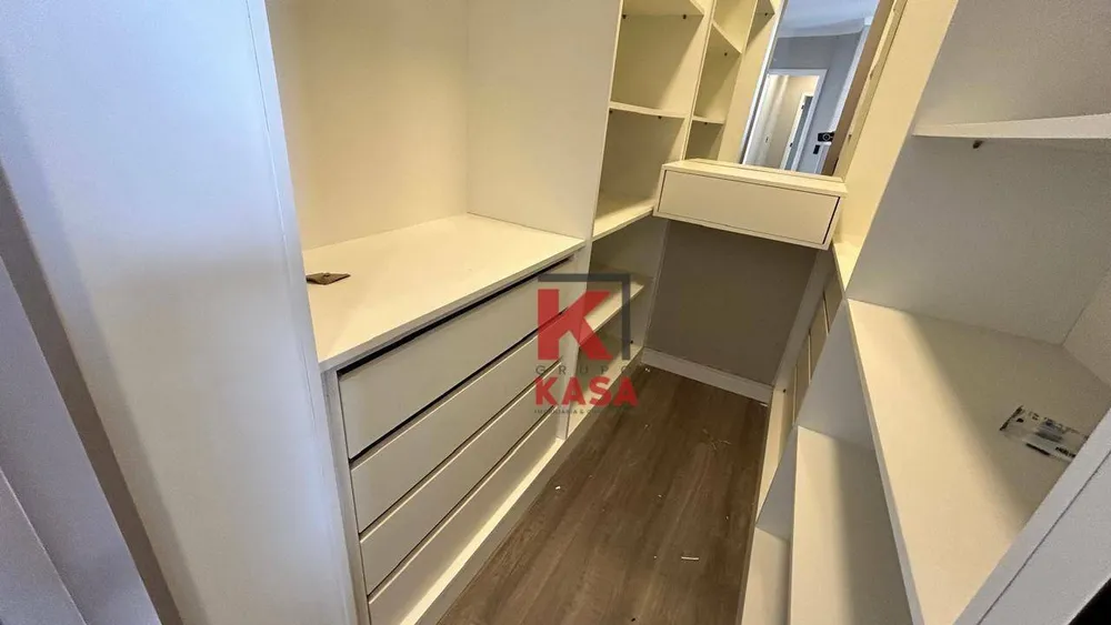 Apartamento, 3 quartos, 191 m² - Foto 1