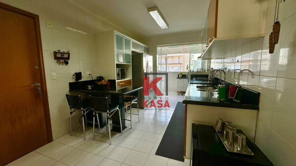 Apartamento, 3 quartos, 199 m² - Foto 2