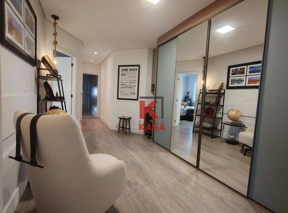 Apartamento, 3 quartos, 170 m² - Foto 1