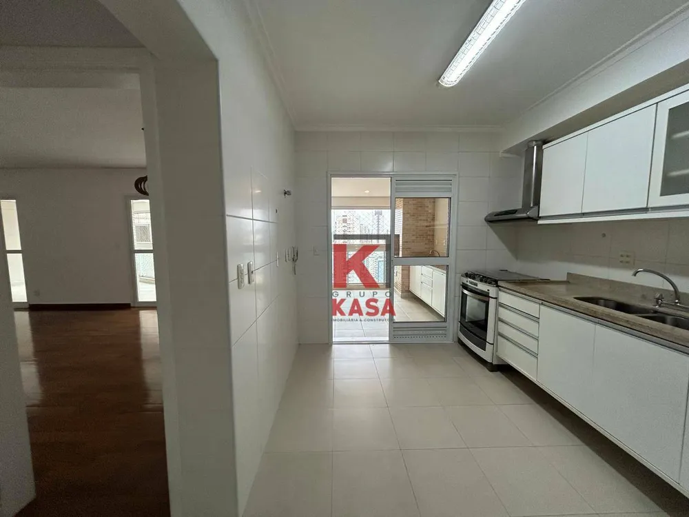Apartamento, 4 quartos, 204 m² - Foto 3