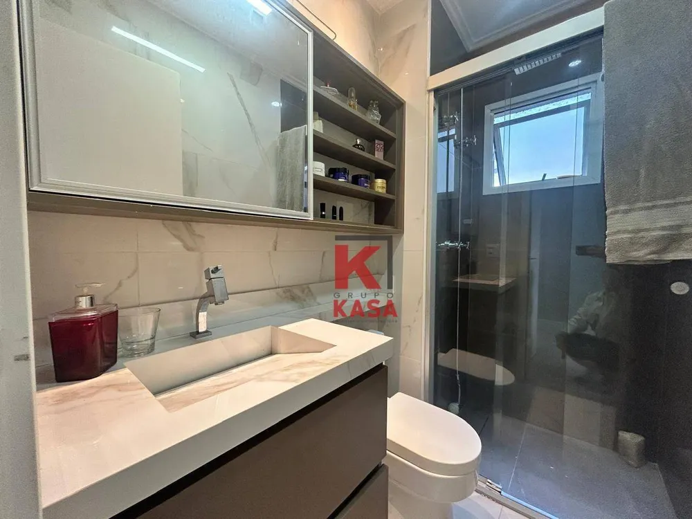 Apartamento, 3 quartos, 219 m² - Foto 2