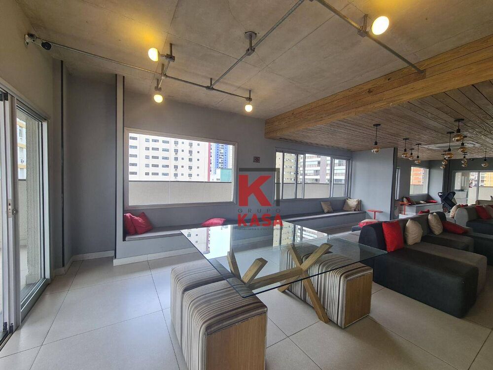 Apartamento à venda com 2 quartos, 74m² - Foto 10