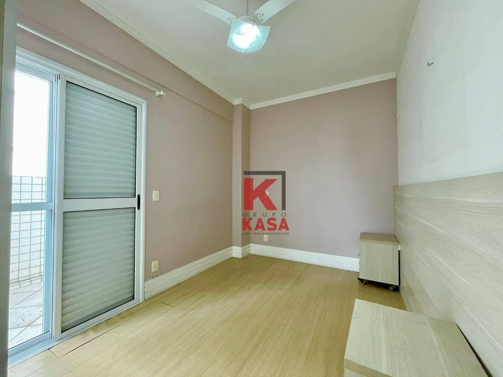 Apartamento, 3 quartos, 180 m² - Foto 1