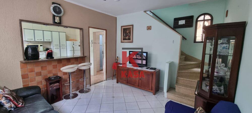 Sobrado à venda com 2 quartos, 80m² - Foto 1
