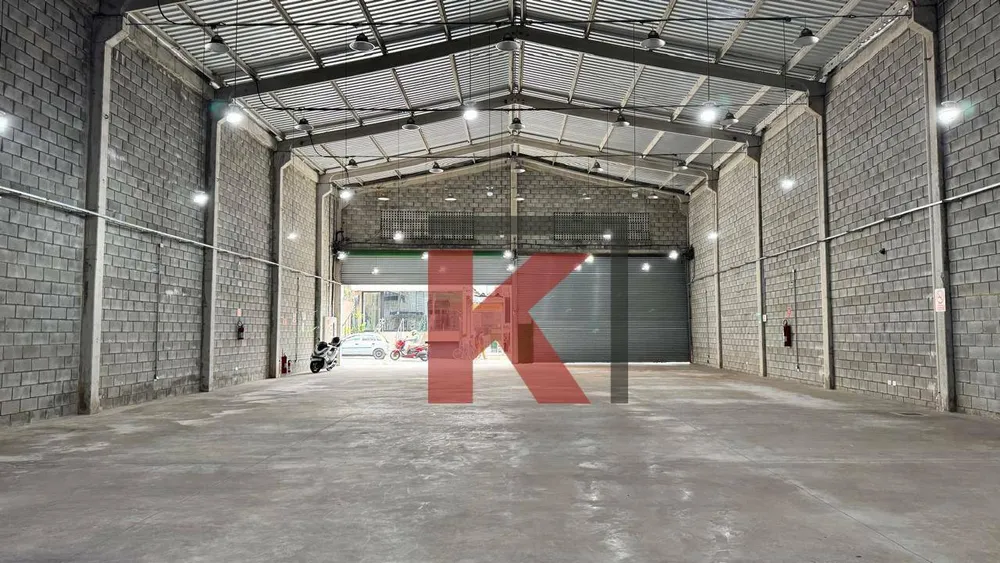 Depósito-Galpão, 742 m² - Foto 1