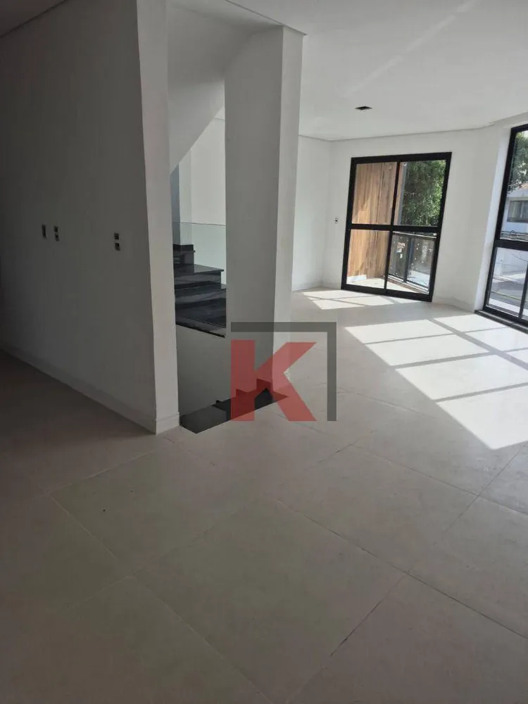 Sobrado, 3 quartos, 215 m² - Foto 3
