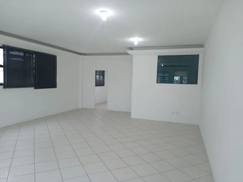 Sala-Conjunto, 200 m² - Foto 2