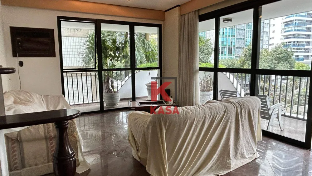 Apartamento, 3 quartos, 450 m² - Foto 2