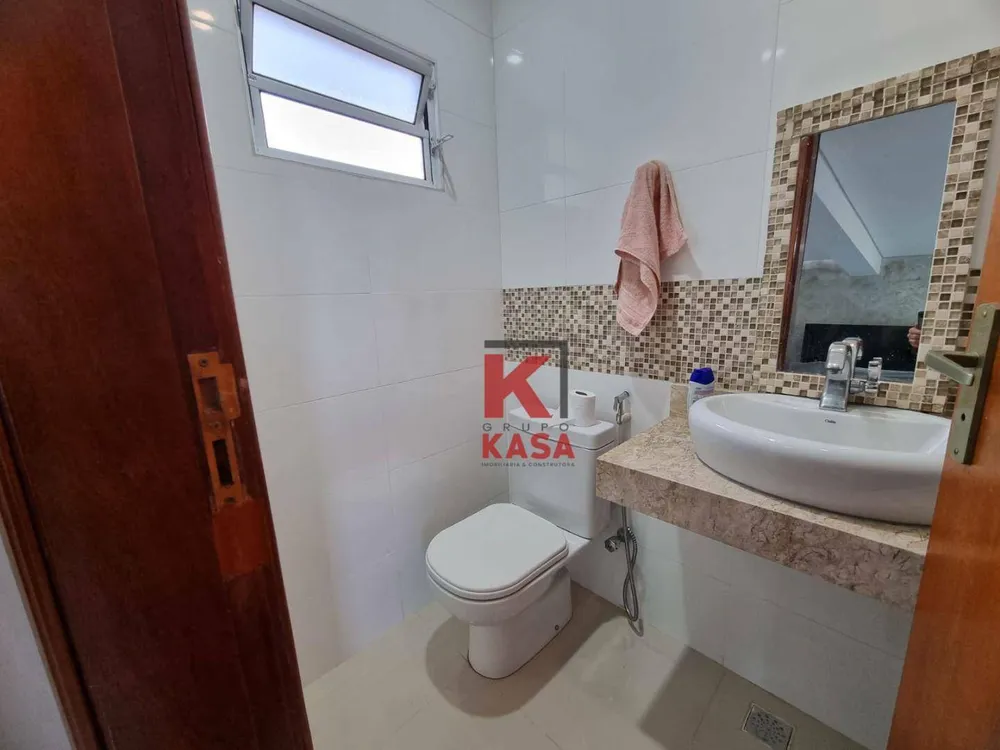 Casa, 4 quartos, 318 m² - Foto 1