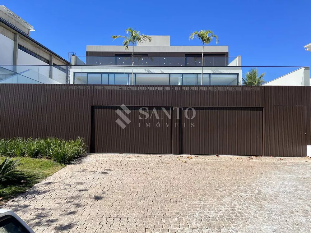 Casa de Condomínio à venda com 4 quartos, 380m² - Foto 1