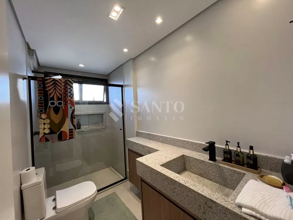 Apartamento à venda com 3 quartos, 207m² - Foto 6