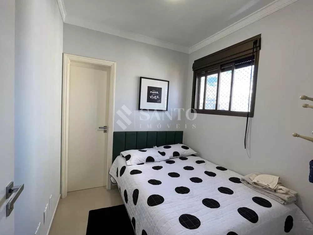 Apartamento à venda com 3 quartos, 207m² - Foto 13