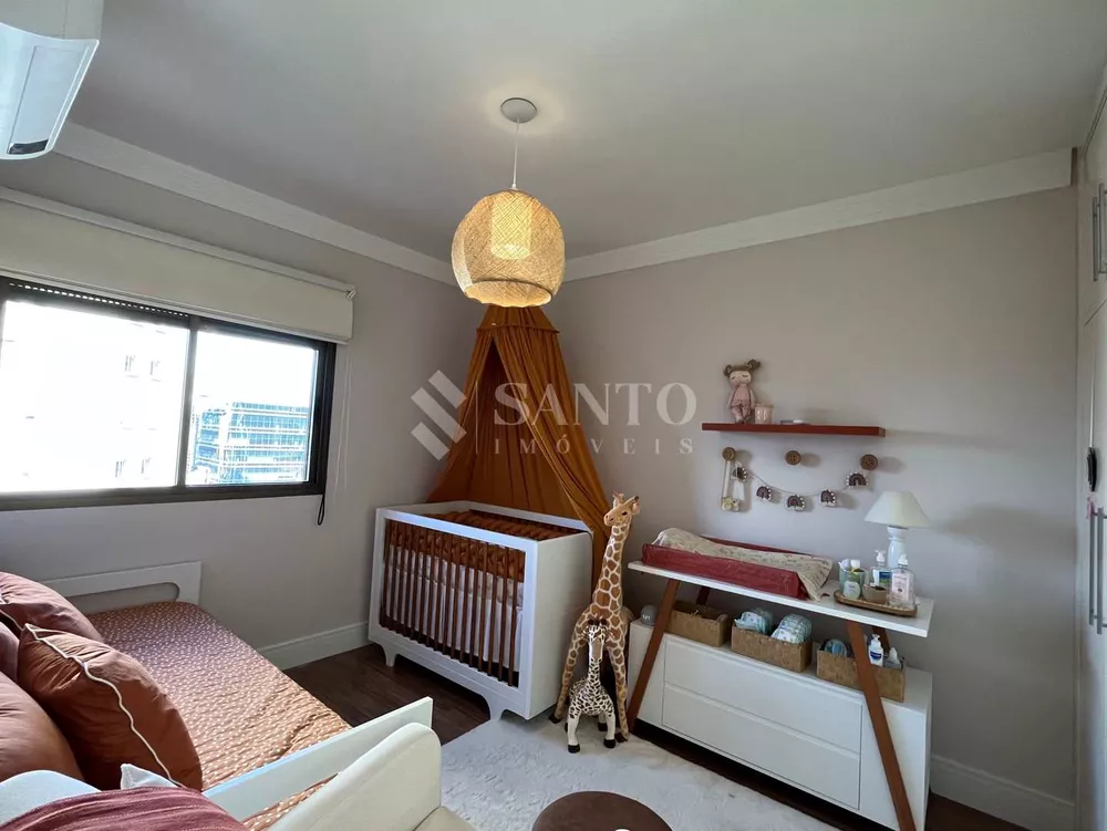 Apartamento à venda com 3 quartos, 207m² - Foto 8