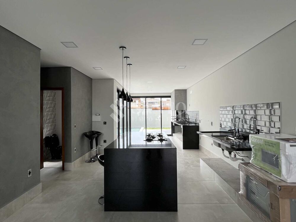 Casa de Condomínio à venda com 3 quartos, 197m² - Foto 3