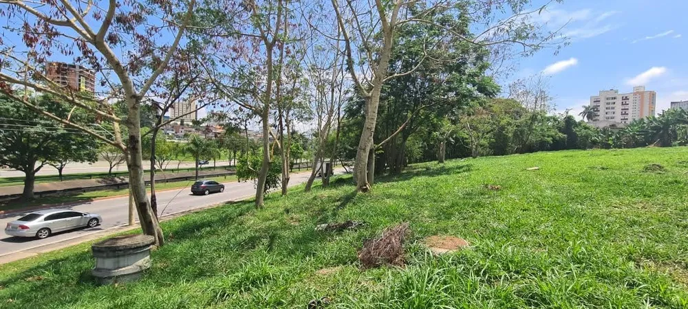 Loteamento e Condomínio, 1732 m² - Foto 2