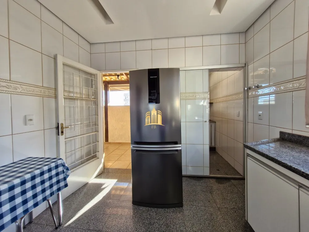 Casa, 3 quartos, 360 m² - Foto 8