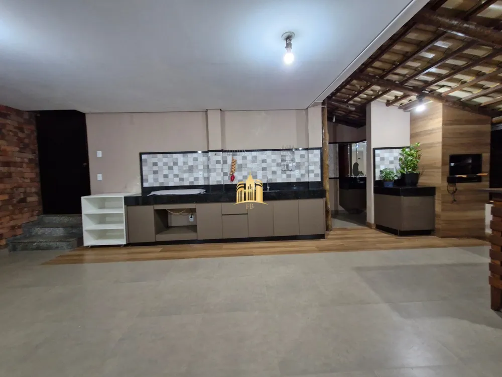 Casa, 3 quartos, 360 m² - Foto 1