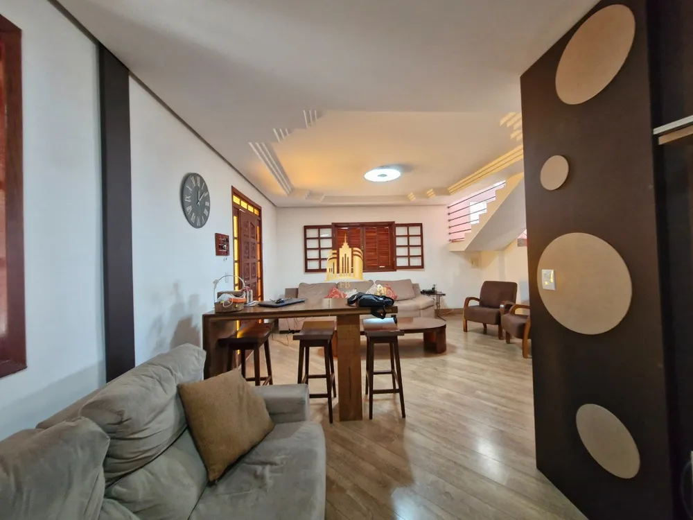Casa, 3 quartos, 360 m² - Foto 3