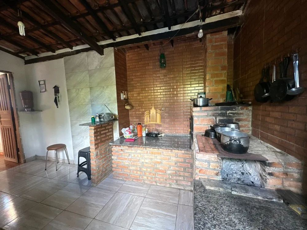 Sítio, 2 quartos, 1000 m² - Foto 1