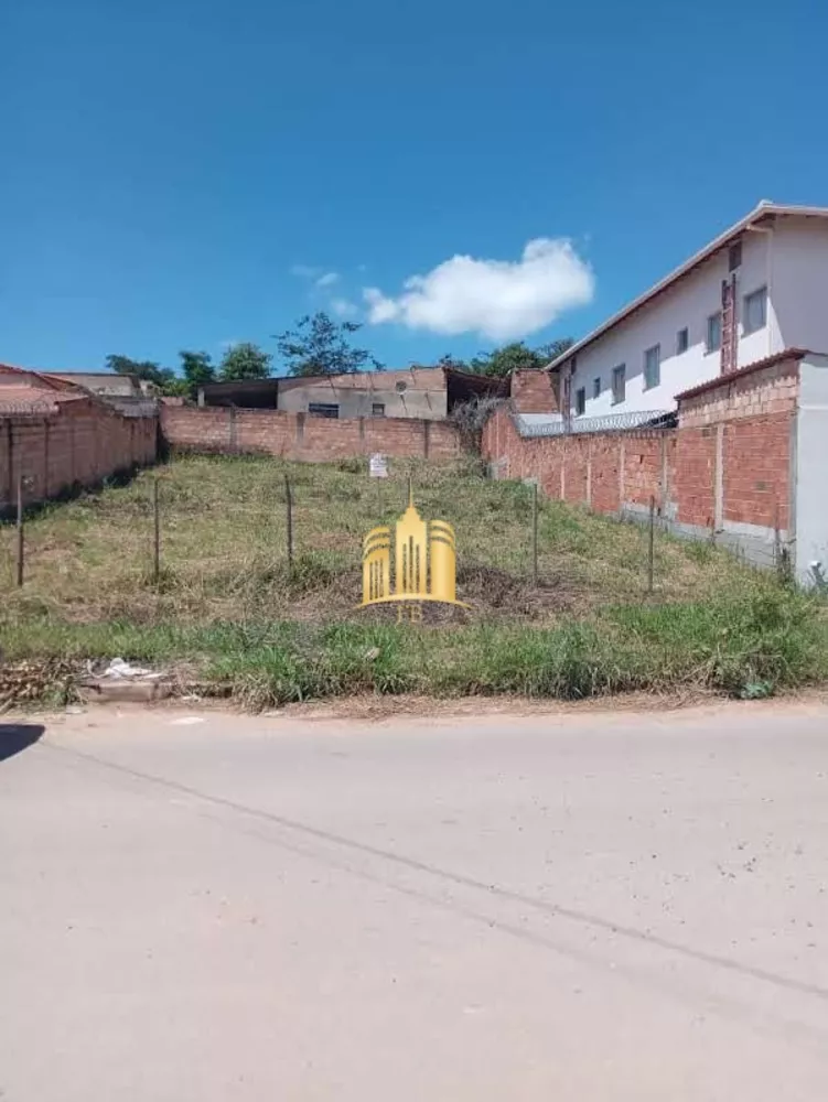 Terreno à venda com 2 quartos, 180m² - Foto 5