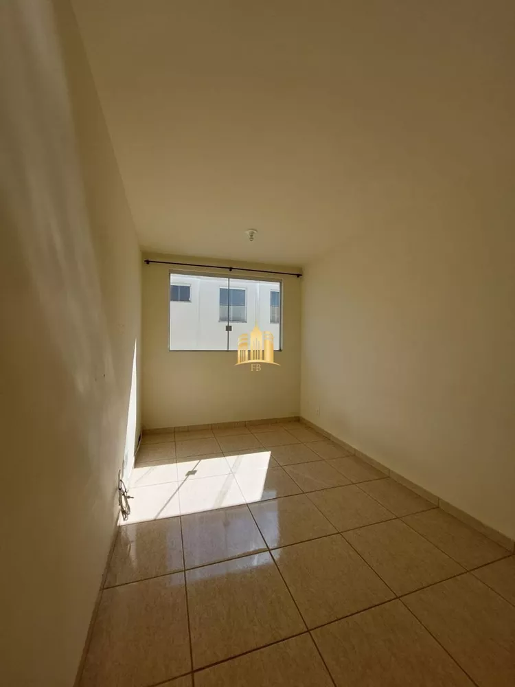 Apartamento à venda com 2 quartos, 70m² - Foto 3