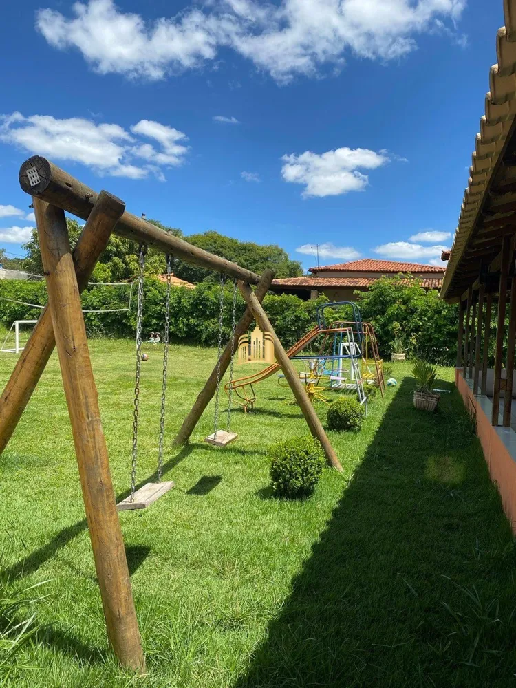 Sítio, 8 quartos, 2000 m² - Foto 4