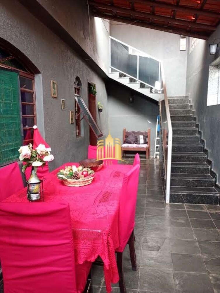 Prédio Inteiro à venda com 4 quartos, 520m² - Foto 2