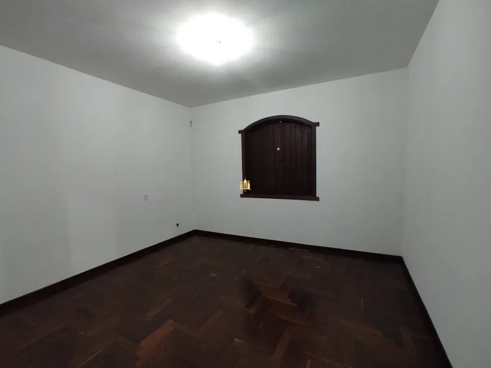 Casa, 3 quartos, 480 m² - Foto 1
