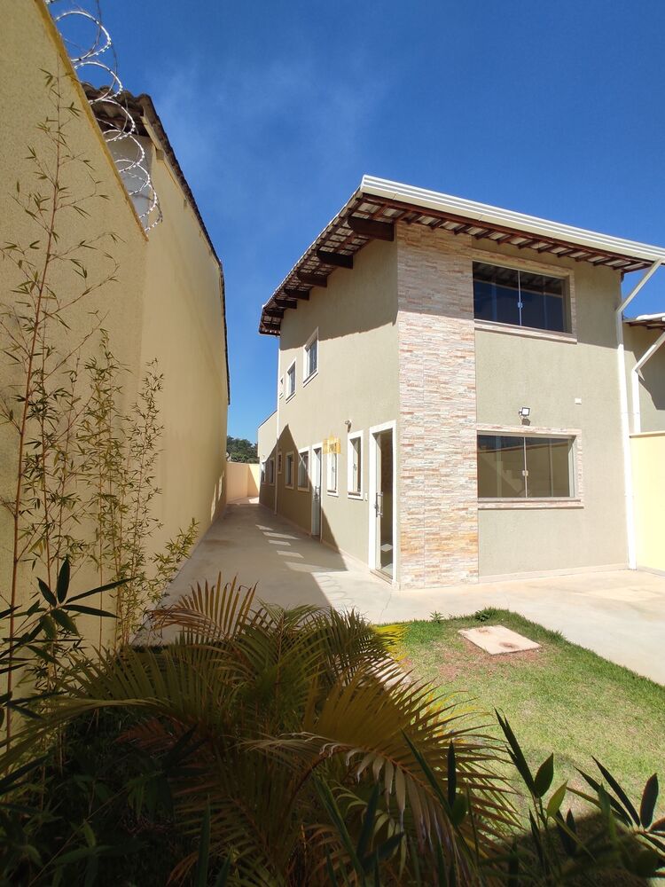 Casa, 3 quartos, 180 m² - Foto 2