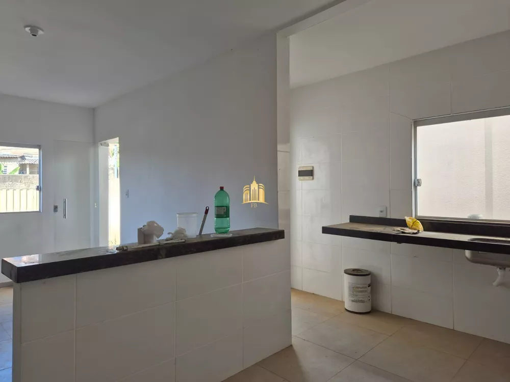 Casa à venda com 3 quartos, 180m² - Foto 4