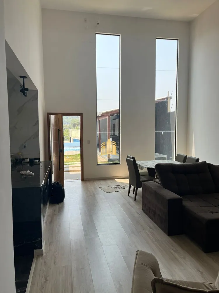 Casa, 3 quartos, 360 m² - Foto 1