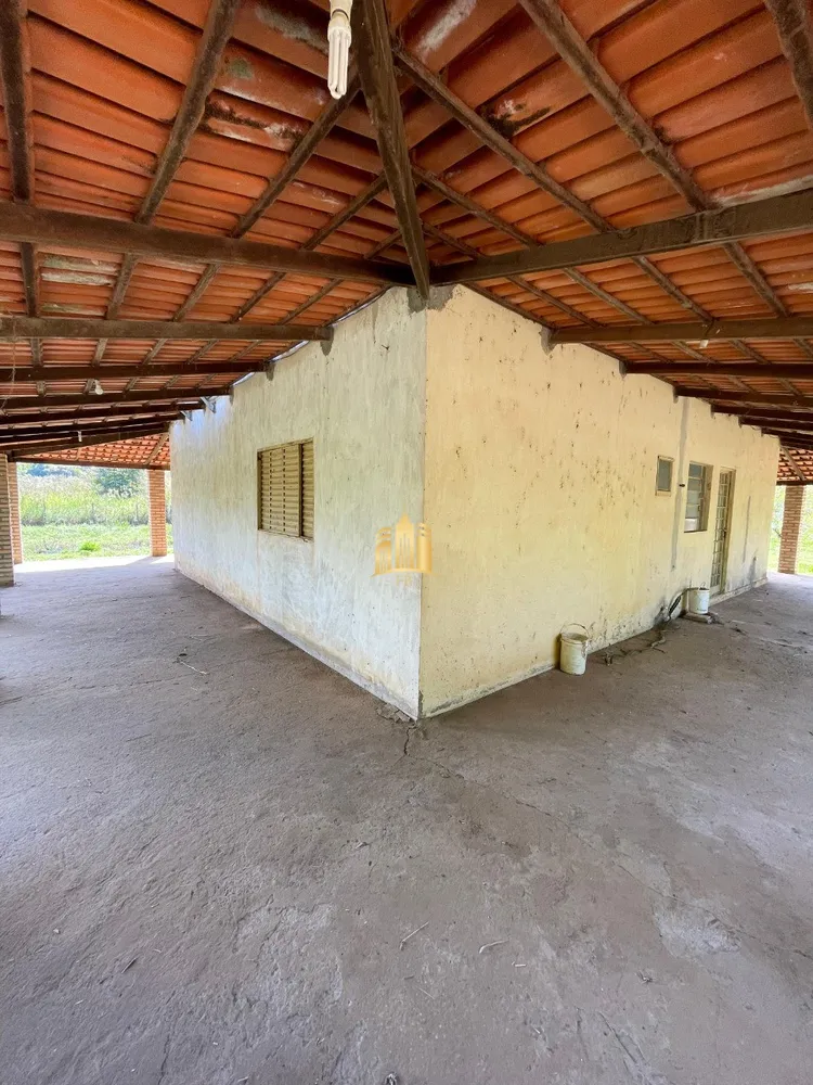 Chácara, 2 quartos, 2999 m² - Foto 1
