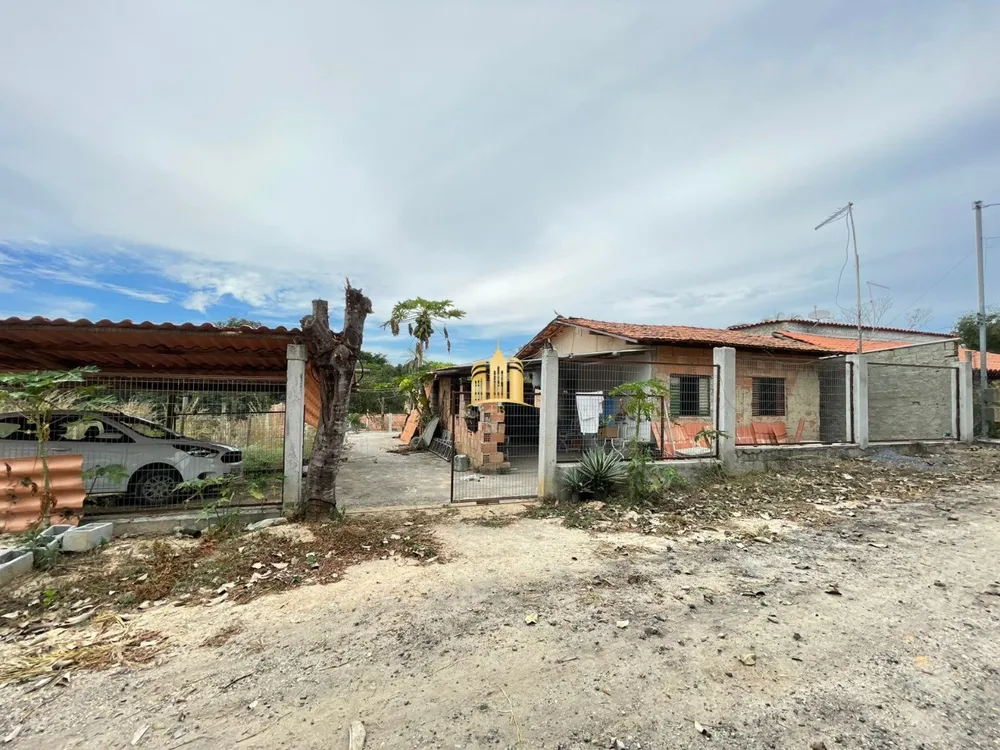 Chácara, 3 quartos, 1070 m² - Foto 2