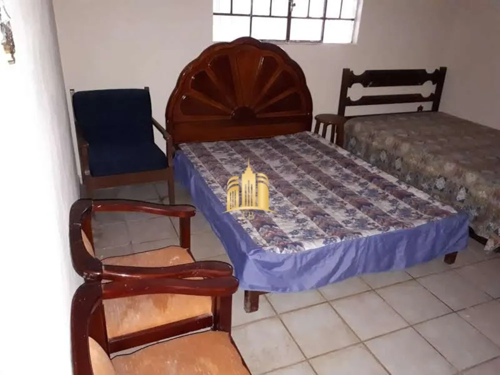 Sítio, 4 quartos, 1000 m² - Foto 1