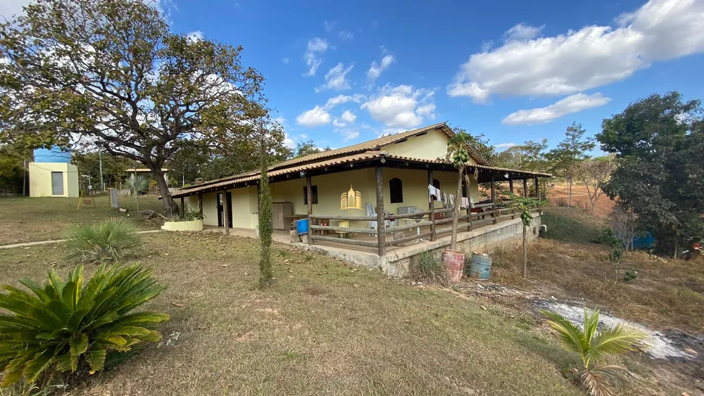 Sítio, 4 quartos, 6500 m² - Foto 1