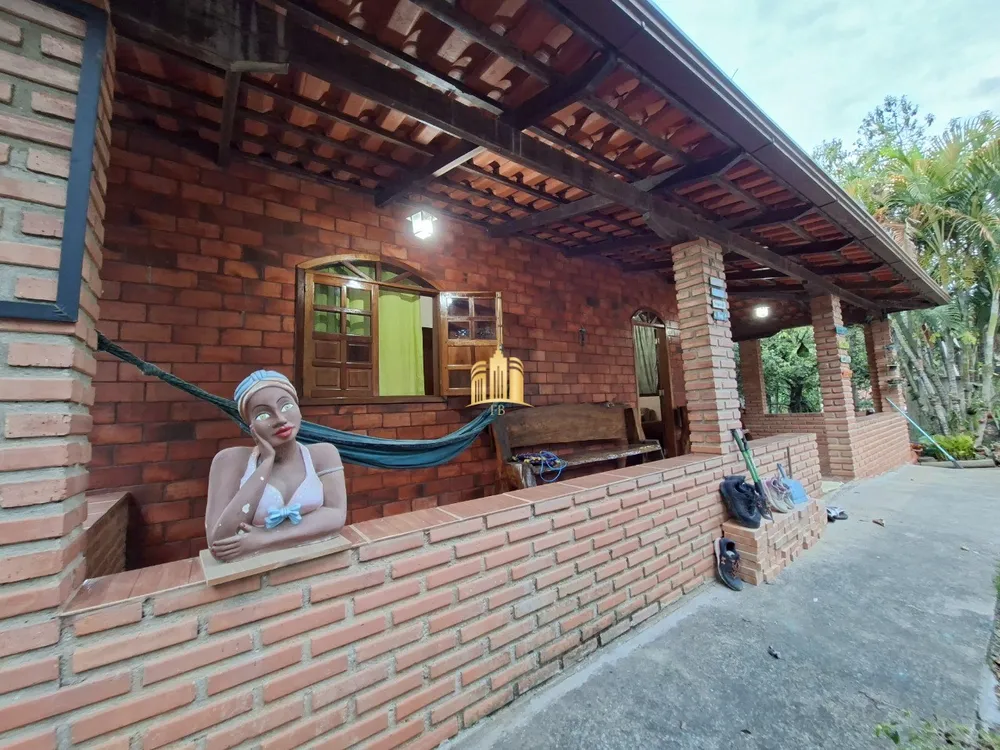 Sítio, 3 quartos, 6000 m² - Foto 1