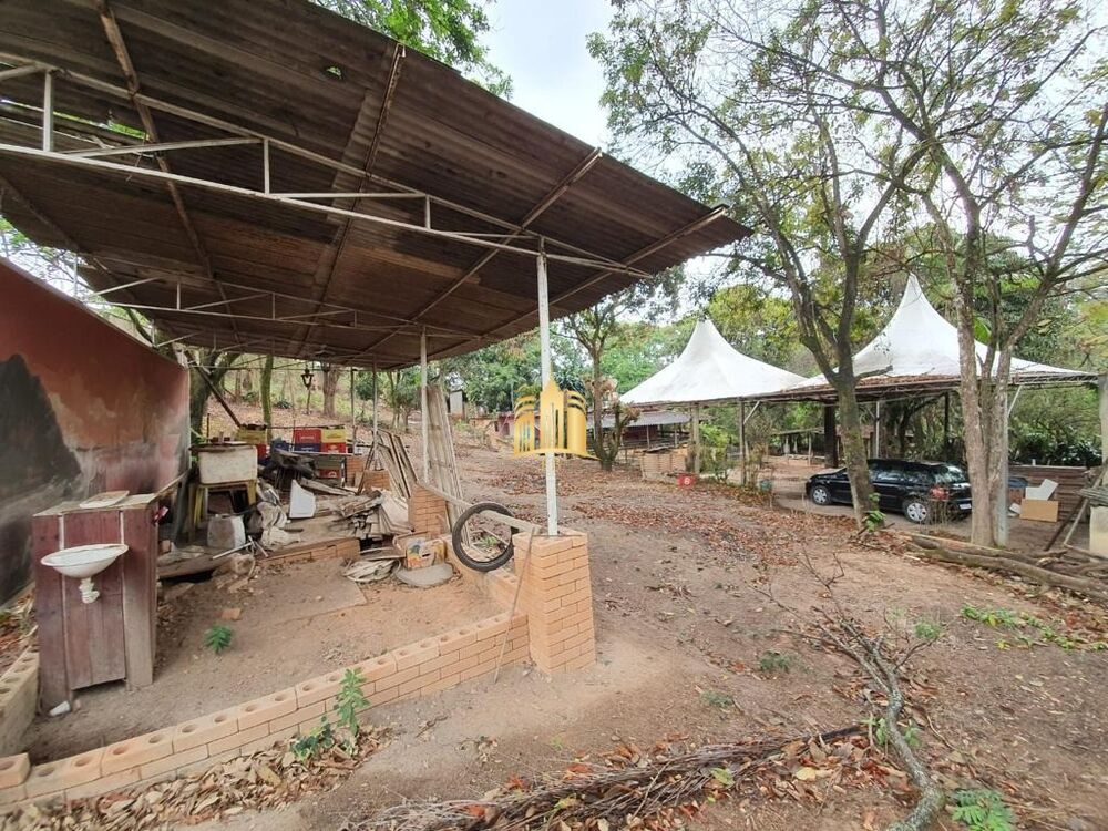 Sítio à venda com 3 quartos, 1800m² - Foto 11