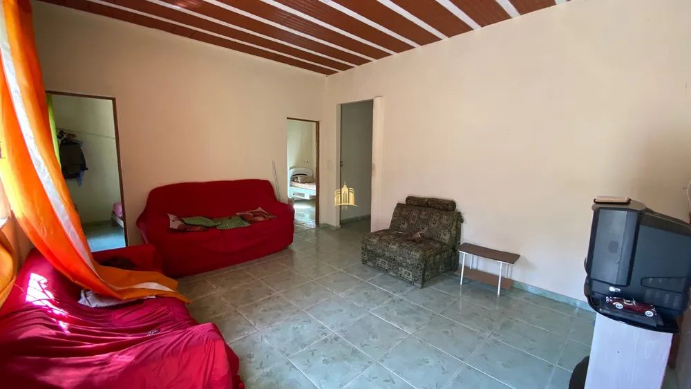 Sítio, 4 quartos, 1000 m² - Foto 1