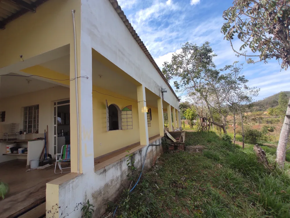 Sítio, 4 quartos, 3843 m² - Foto 1