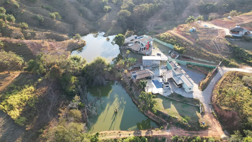 Sítio, 8 quartos, 3000 m² - Foto 10