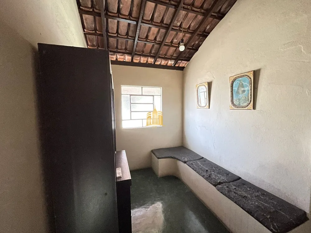 Casa, 3 quartos, 1183 m² - Foto 2
